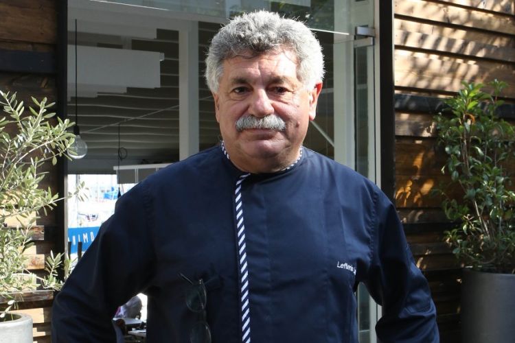 lazarou-ta-piata-tis-epanastasis
