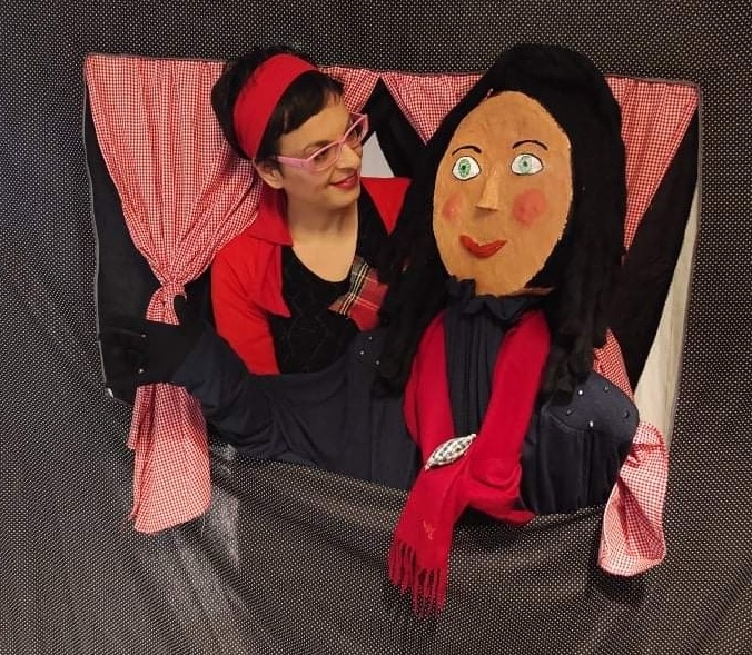 kouklotheatro-me-tis-striggles