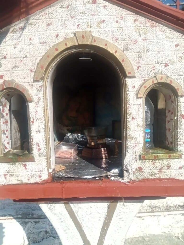 Βανδαλισμός στον Άγιο Αθανάσιο στη Μεγαλόπολη
