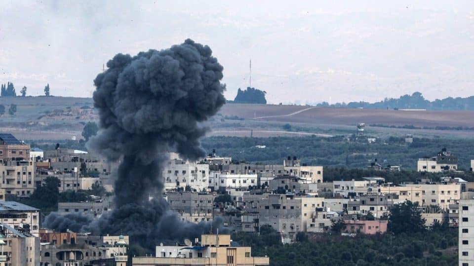 Ισραήλ : Τρομερές και συνεχόμενες εκρήξεις