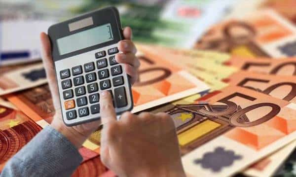Αναδρομικά: Ποιοι συνταξιούχοι θα λάβουν ποσά έως και 50.000 ευρώ