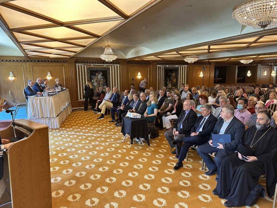 Λαμπρόπουλος: Στο προσυνέδριο για το 10ο Παγκόσμιο Συνέδριο Αρκαδικών Ομοσπονδιών