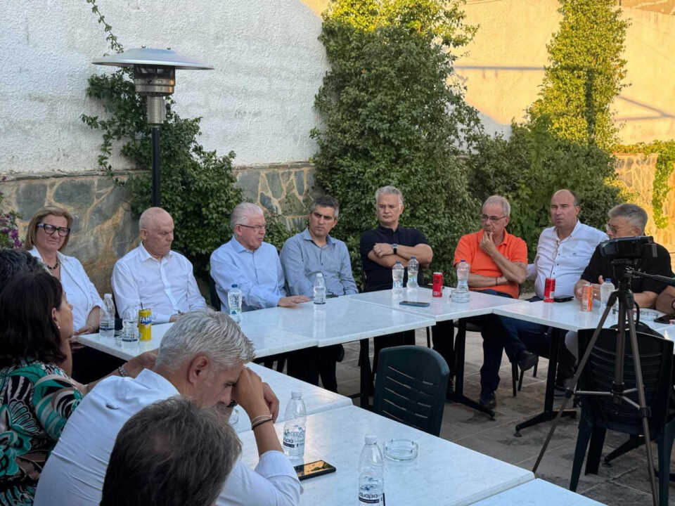 Στις πληγείσες περιοχές της Κορινθίας ο Περιφερειάρχης Δημήτρης Πτωχός: «Συντονισμένες και άμεσες δράσεις στήριξης»