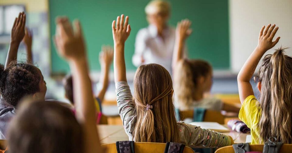 Σχολεία: Με ελλείψεις εκπαιδευτικών ξεκινάει η νέα χρονιά