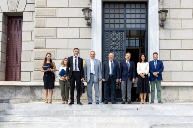 ΤΡΙΠΟΛΗ : Επίσκεψη του Υφυπουργού Δικαιοσύνης Γιάννη Μπούγα
