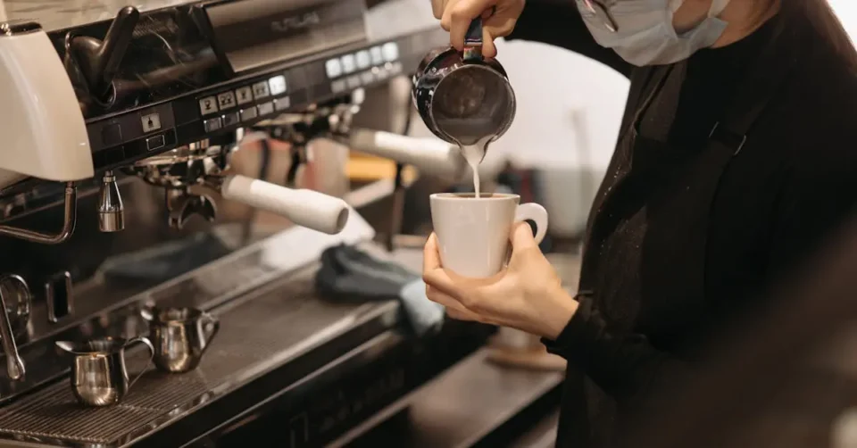 ΕΡΓΑΣΙΑ | ΖΗΤΕΙΤΑΙ ΕΜΠΕΙΡΟΣ BARISTA