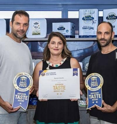 Δύο σημαντικές βραβεύσεις για την οικογένεια Μπαζιωτάκη
