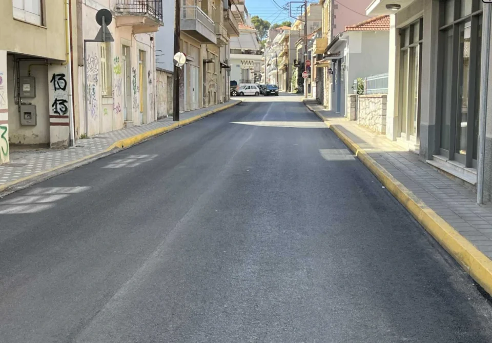 Σε εξέλιξη ασφαλτοστρώσεις οδών στην Τρίπολη