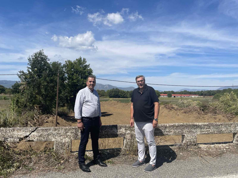 Επιθεώρηση εργασιών καθαρισμού του Αλφειού στη Μεγαλόπολη από τον Αντιπεριφερειάρχη Κώστα Μανδρώνη