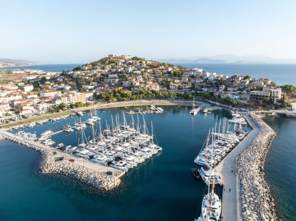 Το 15ο Catamarans Cup επισκέπτεται το λιμάνι του Παραλίου Άστρους