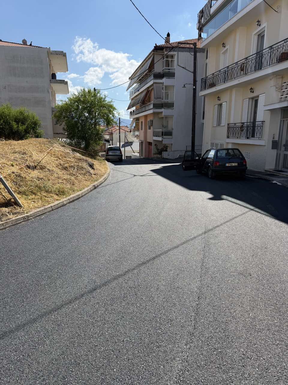 Κώστας Τζιούμης: «Αλλάζουμε την εικόνα της πόλης μας με εκτεταμένα έργα ασφαλτόστρωσης»